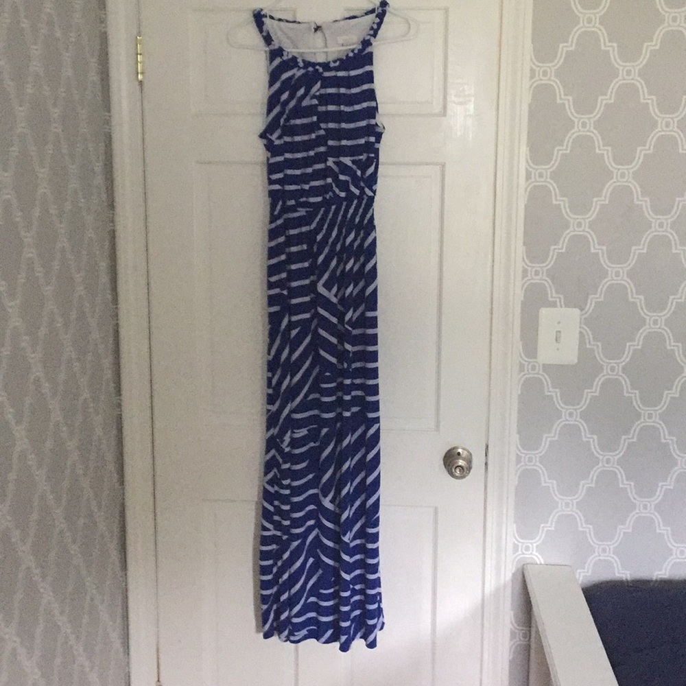 🌺 Chico’s Blue/White Striped maxi dress SZ 1